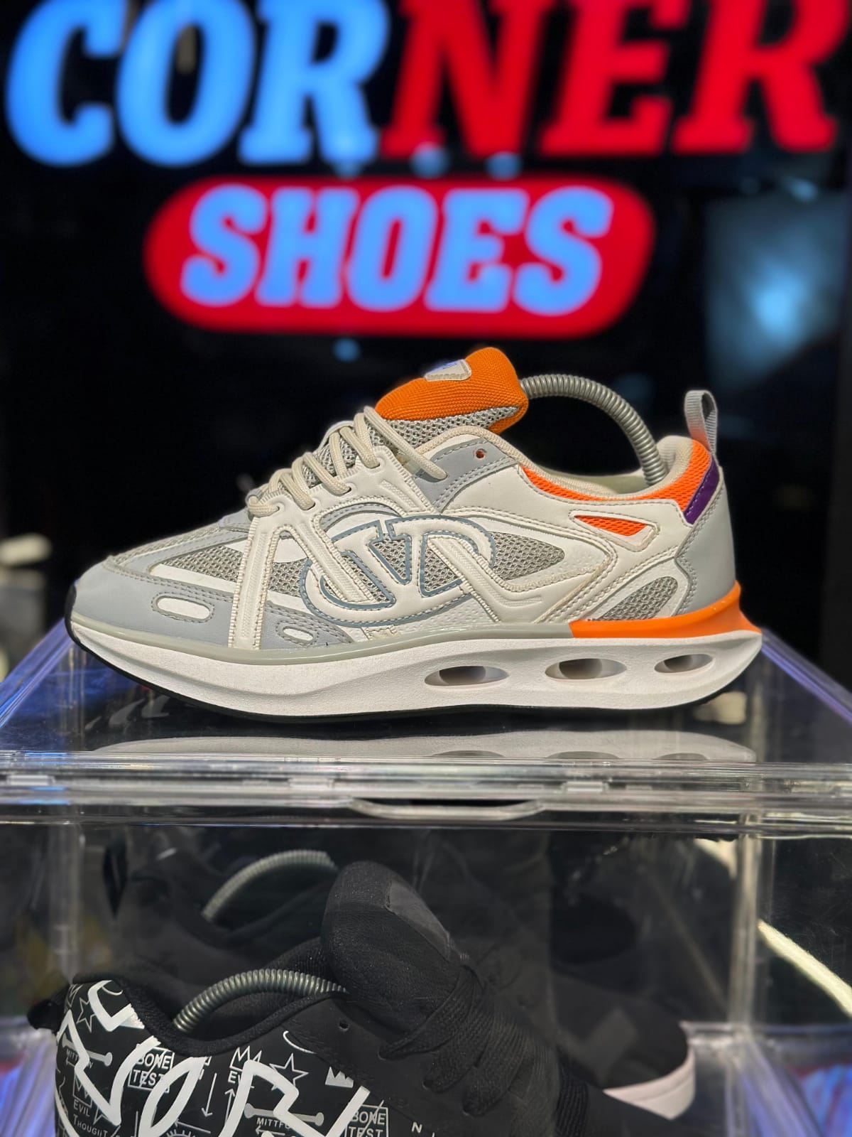 Valentino White Valentino